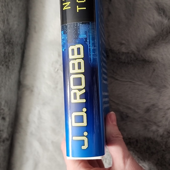 New‎ York to Dallas by JD Robb Hardback Book - Picture 9 of 14